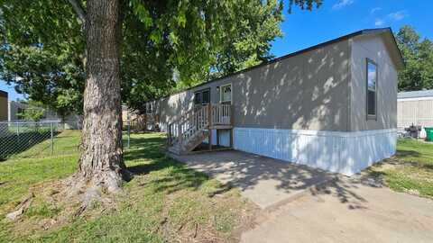 2124 E Maywood, Wichita, KS 67216