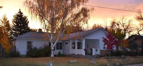 846 S 4th, Lander, WY 82520