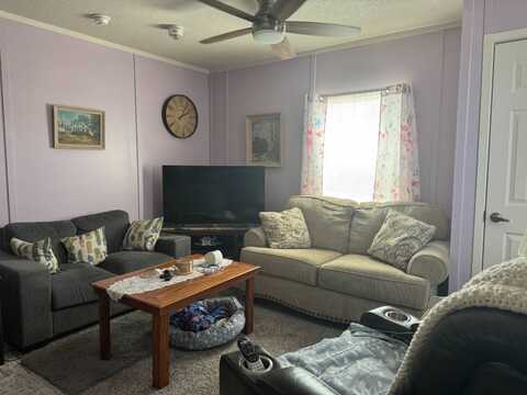 620 W. Limberlost Dr., Tucson, AZ 85705
