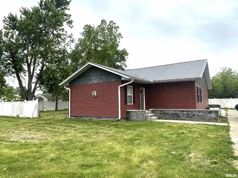 310 W TEXAS Avenue, Sandoval, IL 62882