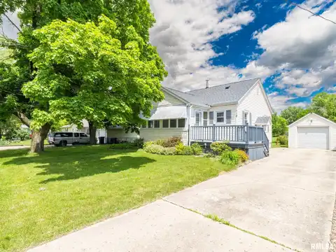 110 LOREN Street, Washington, IL 61571