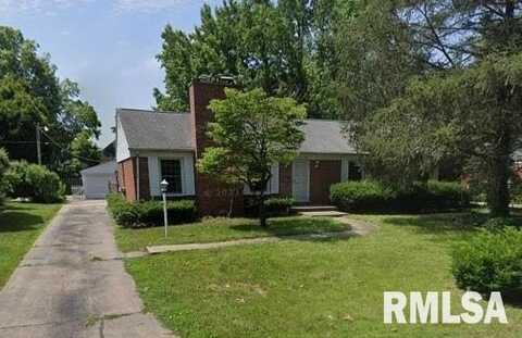 2212 GREENBRIAR Drive, Springfield, IL 62704