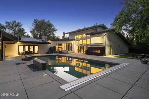2067 E Pheasant Circle, Holladay, UT 84121