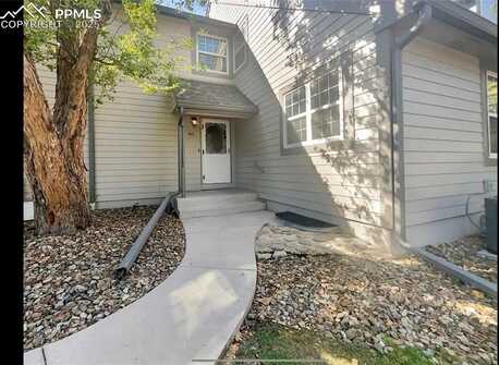 412 Cobblestone Drive, Colorado Springs, CO 80906