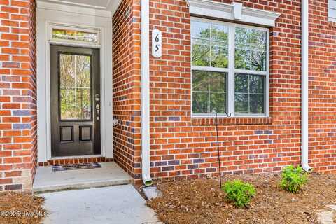 65 Brownstone Lane, Southern Pines, NC 28387