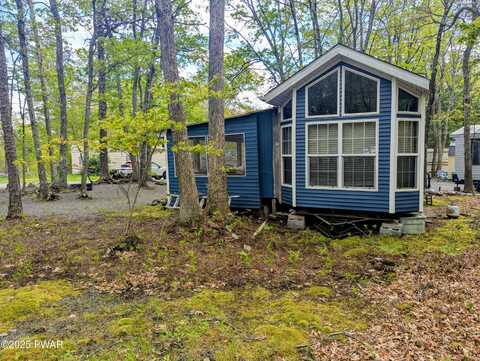 165 Tribes Drive, Shohola, PA 18458
