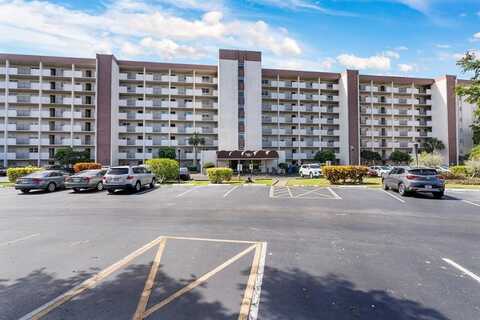 5860 NW 44th St, Lauderhill, FL 33319