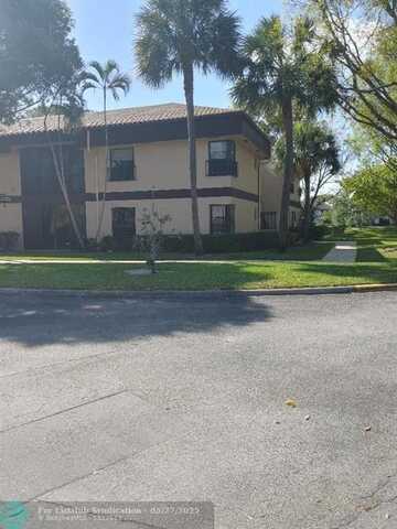 2655 N Carambola Cir, Pompano Beach, FL 33066