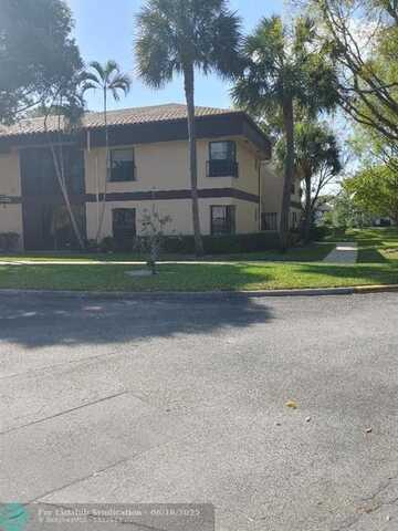 2655 N Carambola Cir, Pompano Beach, FL 33066