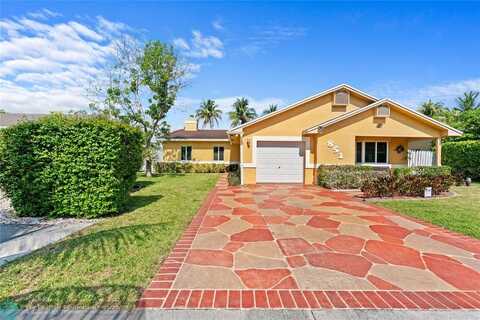 851 SW 55th Ave, Margate, FL 33068