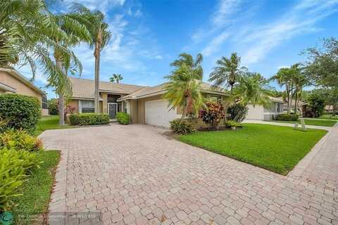 5230 Grande Palm Cir, Delray Beach, FL 33484