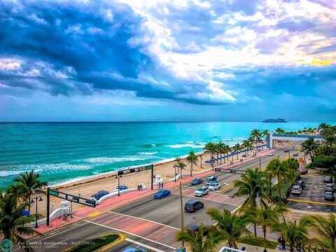 3035 Riomar St, Fort Lauderdale, FL 33304