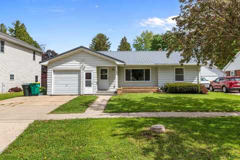 532 E JACKSON Street, RIPON, WI 54971