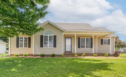138 Kempton Court, Bowling Green, KY 42104