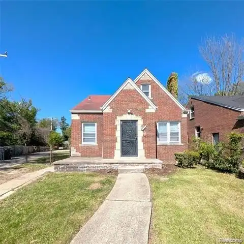 9131 Wayburn Street, Detroit, MI 48224