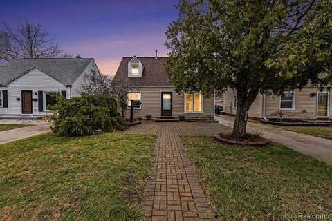 2217 E 10 MILE Road, Royal Oak, MI 48067