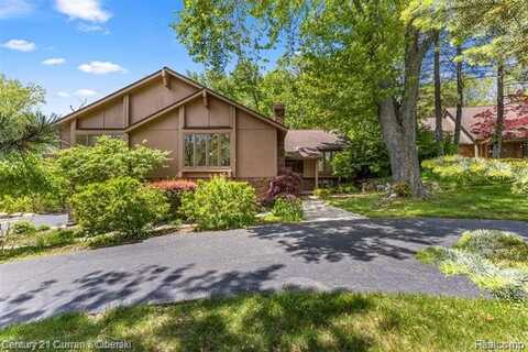 2211 SHORE HILL Drive, West Bloomfield, MI 48323