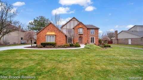 404 SHELLBOURNE Drive, Rochester Hills, MI 48309