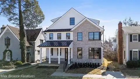 667 OAK Avenue, Birmingham, MI 48009