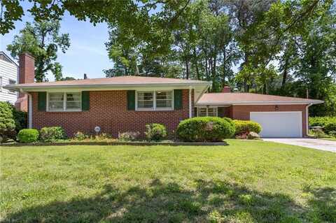 8 Marilea Circle, Newport News, VA 23606