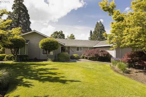 1220 NW GREENBRIAR PL, McMinnville, OR 97128