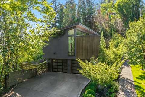4255 SW BERTHA AVE, Portland, OR 97239