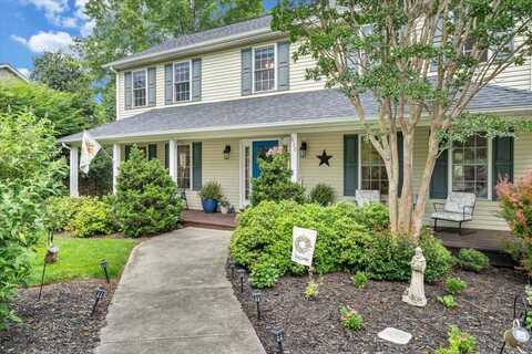 610 Crystal Anne LN, Roanoke, VA 24019