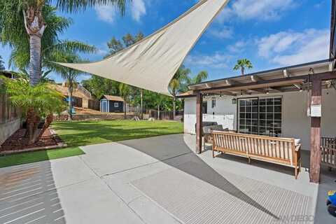 9126 Heatherdale St, Santee, CA 92071