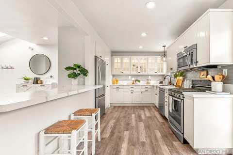 4464 Kamloop Ave, San Diego, CA 92117