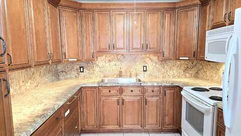 3024 Yarmouth B, Boca Raton, FL 33434