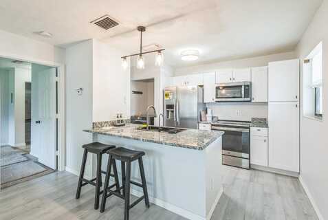 6537 SE Federal Highway, Stuart, FL 34997