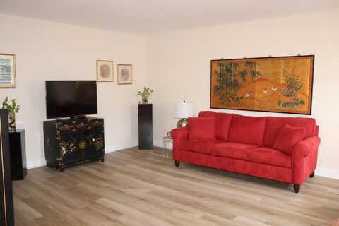 716 Saxony O, Delray Beach, FL 33446