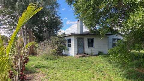 9500 Orange Avenue, Fort Pierce, FL 34945