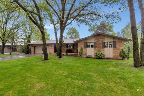 2916 Golf View Court, Saint Cloud, MN 56301