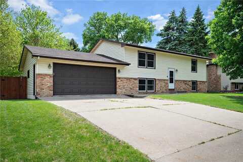 11481 98th Avenue N, Maple Grove, MN 55369