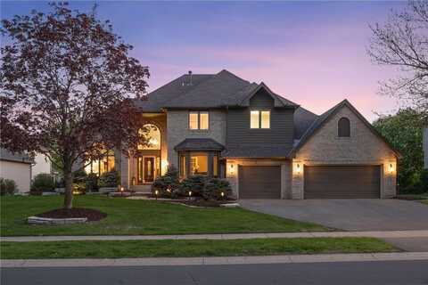 10364 Meade Lane, Eden Prairie, MN 55347