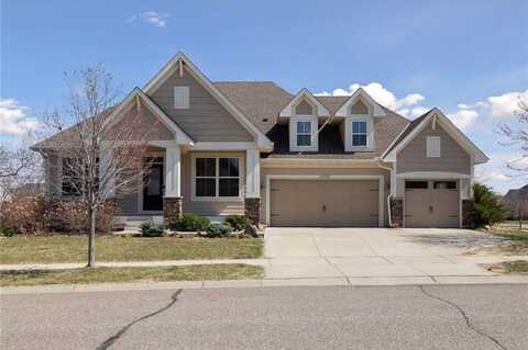 16588 E Lake Drive, Lakeville, MN 55044