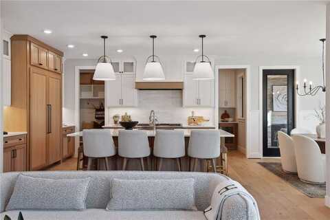 4500 Dunham Drive, Edina, MN 55435