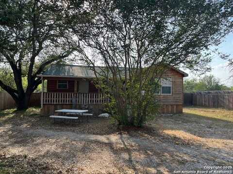 25 San Antonio Ave, Leming, TX 78050
