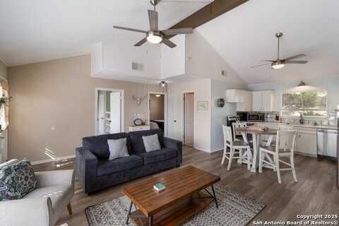 577 Dusty Saddle, Canyon Lake, TX 78133