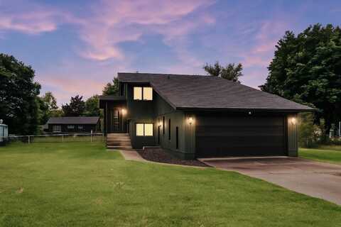 20716 E Gilbert Rd, Otis Orchards, WA 99027