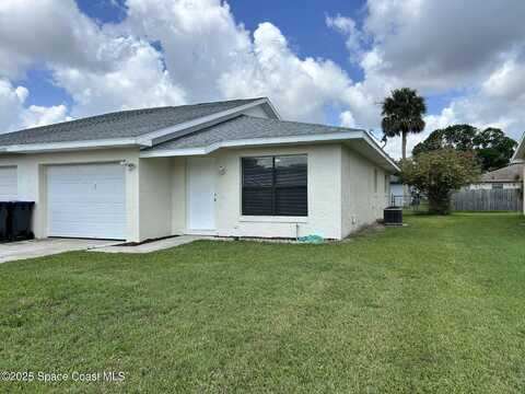 22 E Towne Place, Titusville, FL 32796
