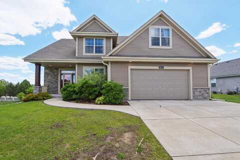 417 Champlain Drive, Johnson Creek, WI 53038