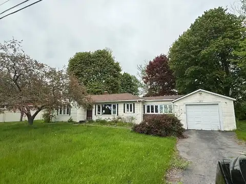 647 Cumberland Head, Plattsburgh, NY 12901