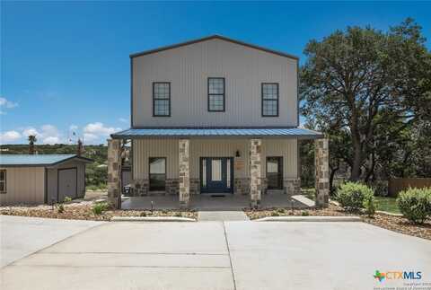 1016 Blue Bill Cove Drive, Pipe Creek, TX 78063