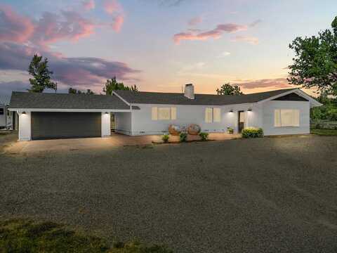 3150 Woodland Park Road, Grants Pass, OR 97527