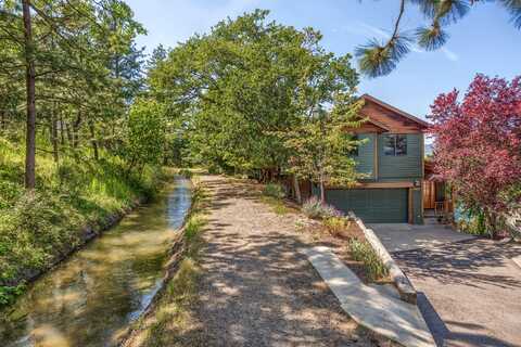940 Pinecrest Terrace, Ashland, OR 97520