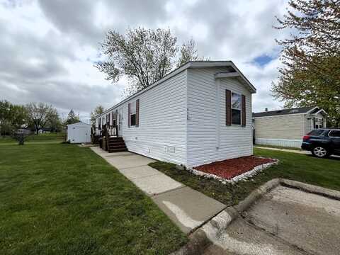 5106 Gatwick Ct, Sterling Heights, MI 48310