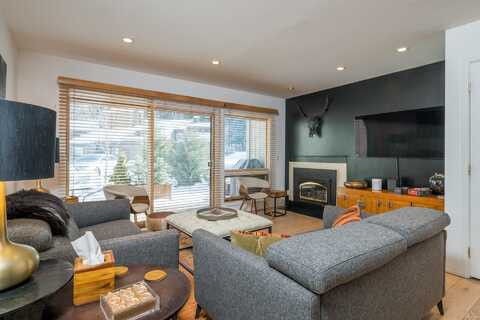 119 Picabo St, Ketchum, ID 83340