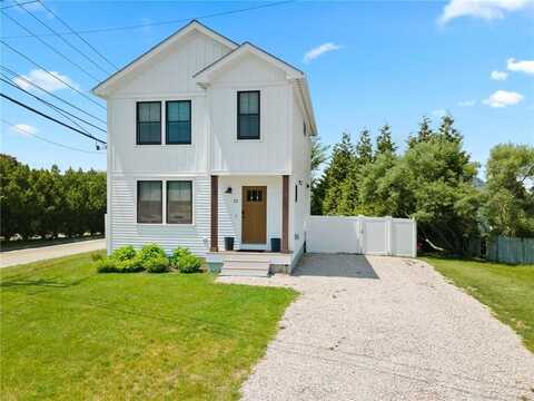 23 Hemlock Street, Narragansett, RI 02882